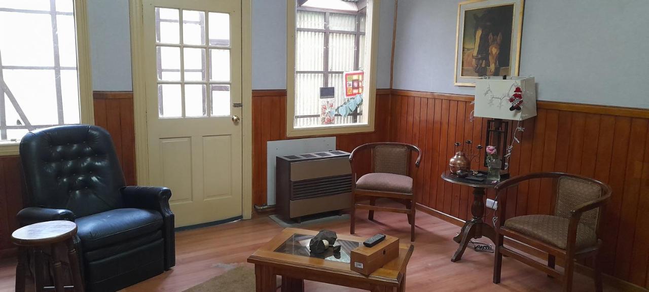Pension Al Sur Del.Mundo Punta Arenas Exterior foto